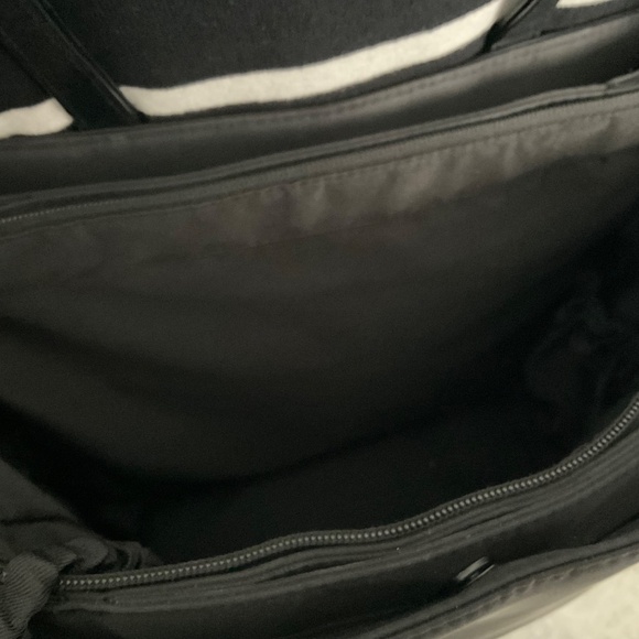 Beis travel bag,black.Tote. - Picture 14 of 16